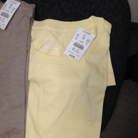 2 men's J Crew tshirts - Picture 3 of 3